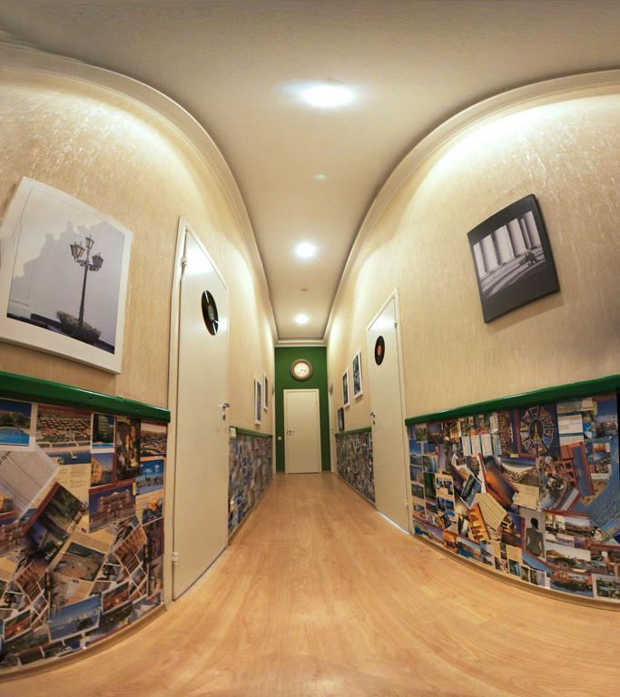 Chemodan Hostel Odessa Buitenkant foto